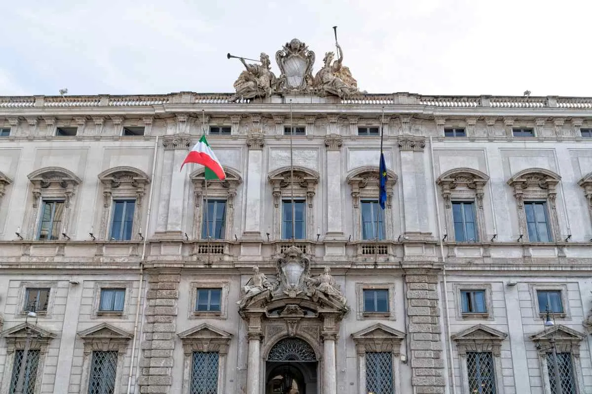 Extraprofitti, legittimo includere vendite delle sedi estere