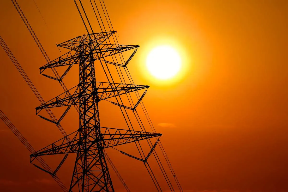 Caldo record, il FV limita lo stress sui sistemi elettrici